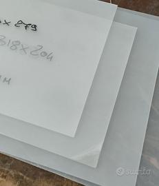Plexiglass 