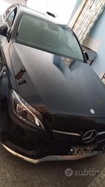 Mercedes-Benz - Classe C 220