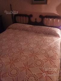 Copriletto matrimoniale all'uncinetto