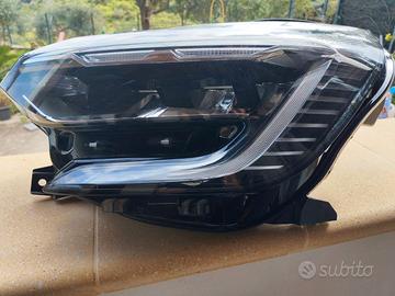 Faro Renault Captur 2° serie