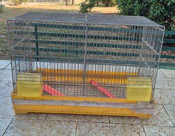 Gabbia per uccelli in metallo zincato. 