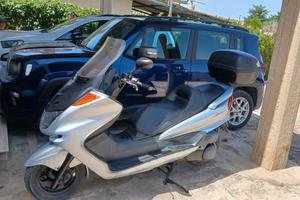 scooter yamaha 250 