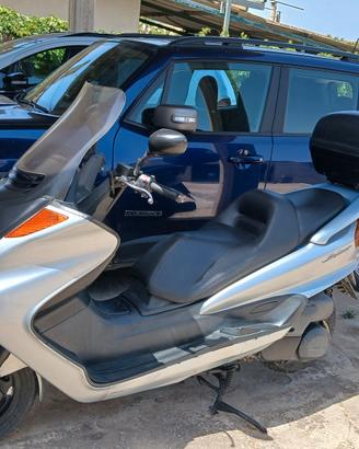 scooter yamaha 250 