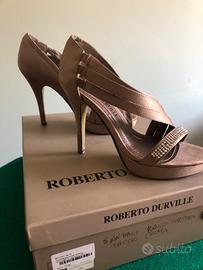 Sandali in raso color tortora n.36