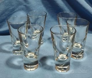 Servizio di sei bicchieri da liquore vintage 