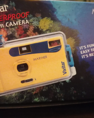 Macchina fotografica waterproof