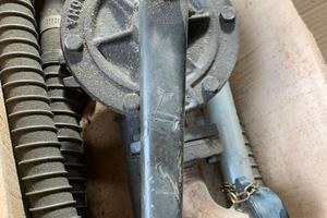 Pompa a mano per liquidi Mival