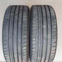 Gomme 215/40R18