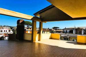 **Tor San Lorenzo Centro Attico panoramico