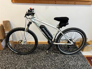 mountain bike fatta diventare e- bike
