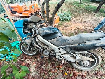 Honda vfr750f