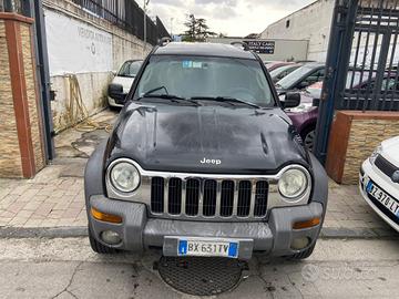 Jeep Cherokee 2.5 CRD Sport