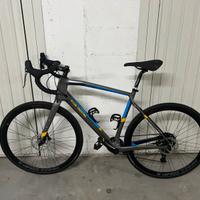 Bici gravel carbonio jena triestina wilier