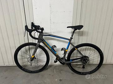 Bici gravel carbonio jena triestina wilier