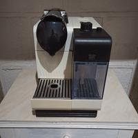 LATTISSIMA macchina da Caffè Nespresso De Longhi