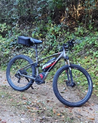 Fantic XF3 E-Bike con 2 batterie