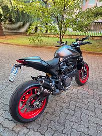 Ducati Monster 937 +