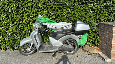 Aprilia scarabeo 176cc