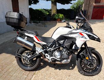 Benelli trk 502x 