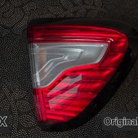 FANALINO   PORTELLONE  SX Renault captur  2015