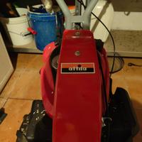 Motofalciatrice a scoppio