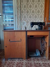 Macchina da cucire SINGER 306M