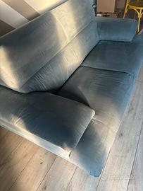 Divano scamosciato grigio