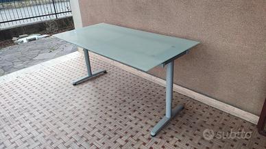 SCRIVANIA IKEA IN VETRO 