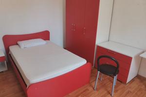 Stanza singola per studentesse/lavoratrici