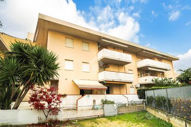 2 LOCALI A TORTORETO