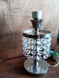 lampada da tavolo con cristalli 