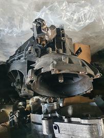 cambio manuale 5m ford transit  2.0  01/04
