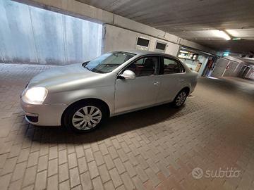Volkswagen Jetta 1.6 102cv comfortline