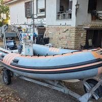 GOMMONE MIRAGE 4,80 + Yamaha 25/40 Autolube + carr