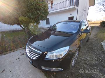 Opel insegna 2.0 anno 2012 