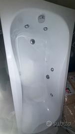 Vasca idromassaggio