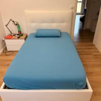 Letto una piazza e mezza a cassettoni