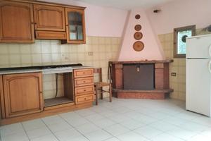 Appartamento via narni, piano terra