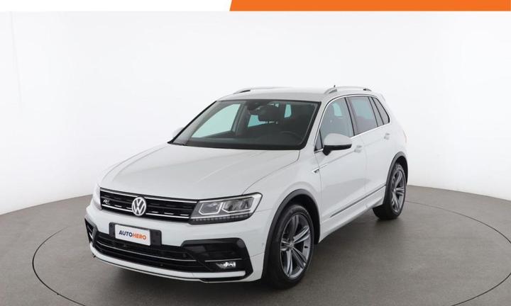 VOLKSWAGEN Tiguan HX53896