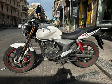 Keeway RKV ( benelli )
