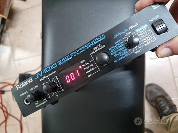 JV1010 ROLAND 