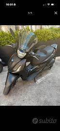 Beverly 400 deep black