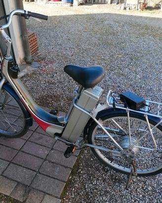 bici elettrica 36 volt batteria al lithio 