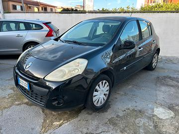 Clio 1.2 benzina 5 porte
