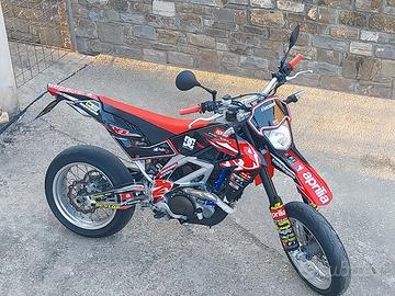 aprilia sxv 450 motard 