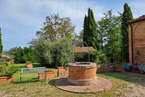 Antico Casale in collina Buonconvento Siena