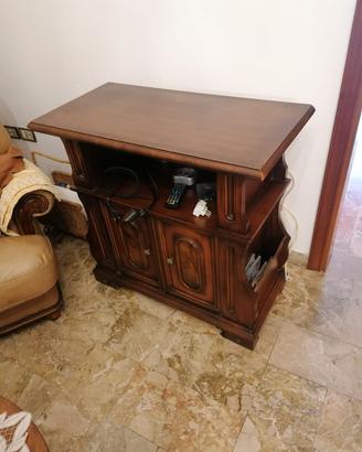 Mobile in legno  porta tv con ruote