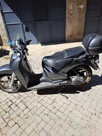 Aprilia scarabeo 125