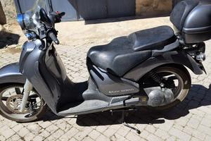 Aprilia scarabeo 125