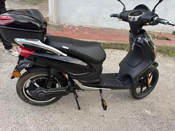 Ecooter Prestige ZT9 elettrico – pari al nuovo